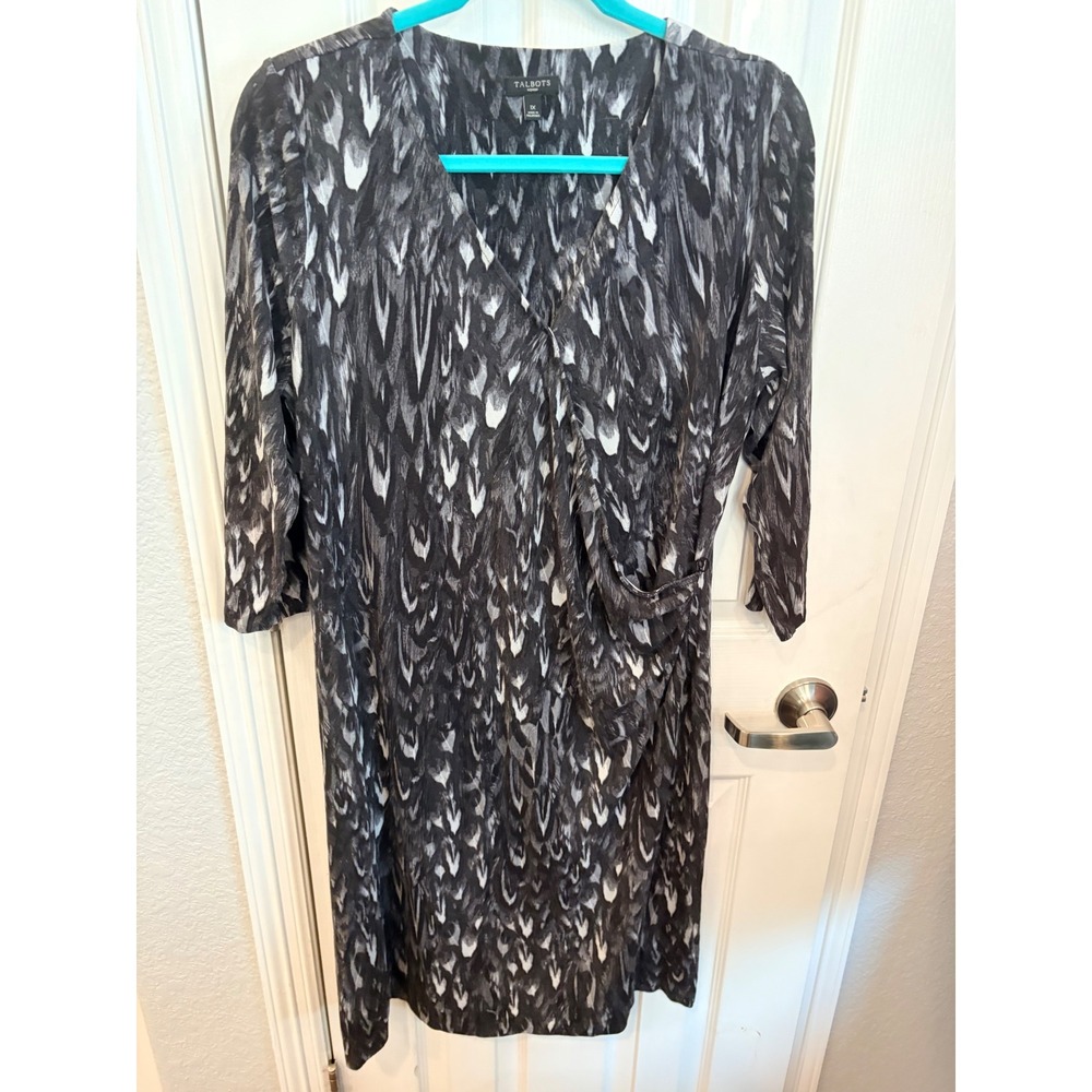Talbots Sheath Dress Grey Black Abstract Feather Faux Wrap V-Neck 1X PH2807